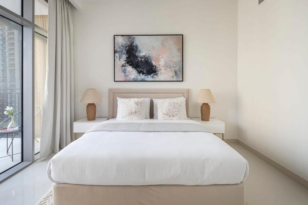 Frank Porter - Boulevard Crescent Dubai Eksteriør bilde