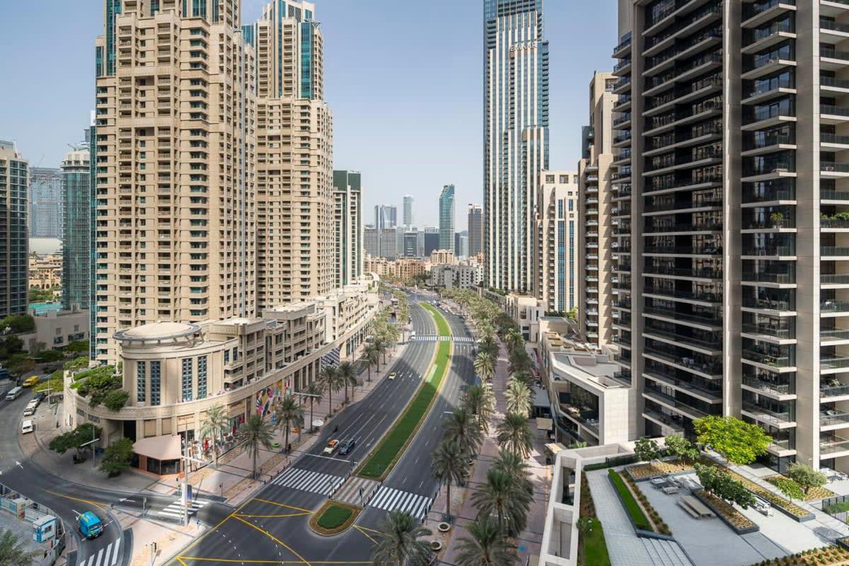 Frank Porter - Boulevard Crescent Dubai Eksteriør bilde